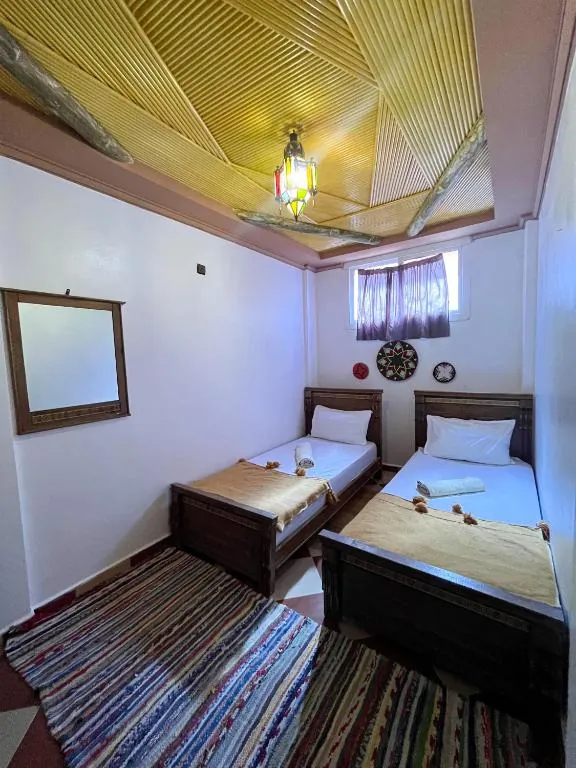 Zimmer mit eigenem Bad, Wave Stay Hostel